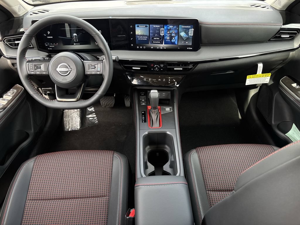 New 2026 Nissan Kicks SR w/ Cold Weather Package FWD image 10