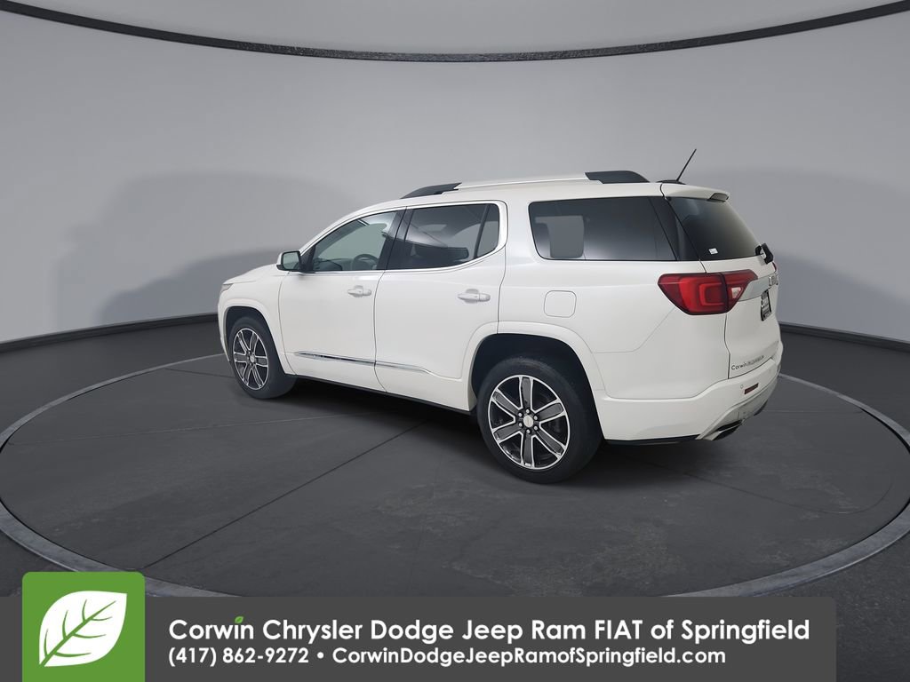 Used 2017 GMC Acadia Denali image 6