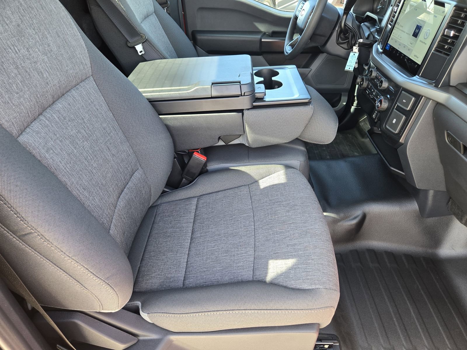 New 2026 Ford F150 XL w/ Equipment Group 103A High image 16