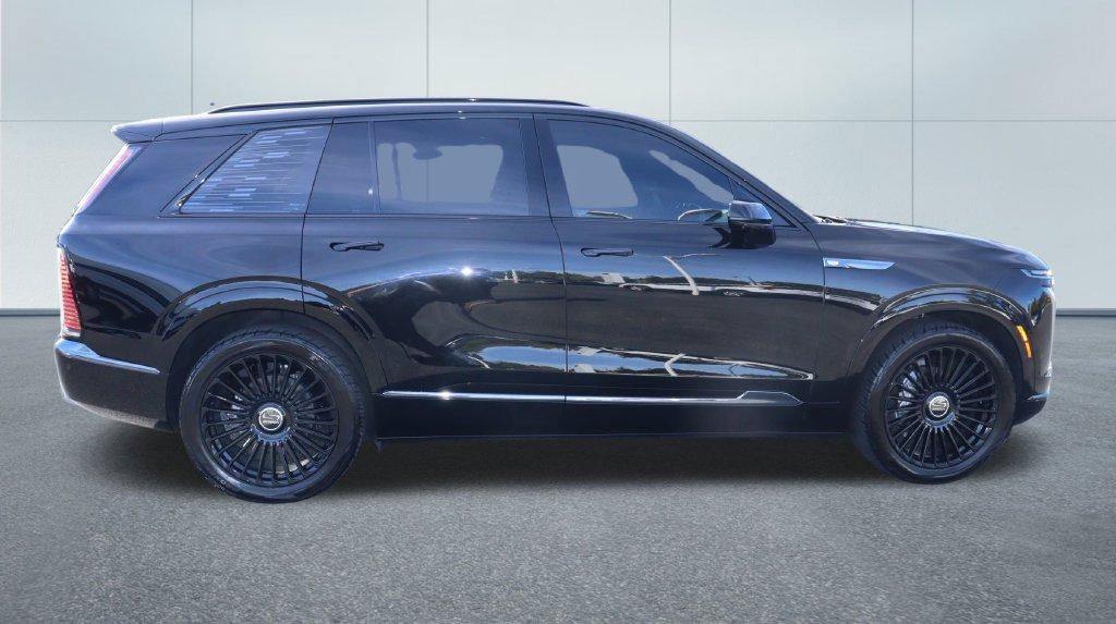 Certified 2026 Cadillac Vistiq Sport AWD/4WD image 8