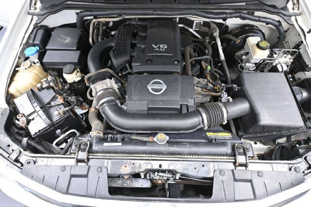 Used 2014 Nissan Frontier SV AWD/4WD image 38