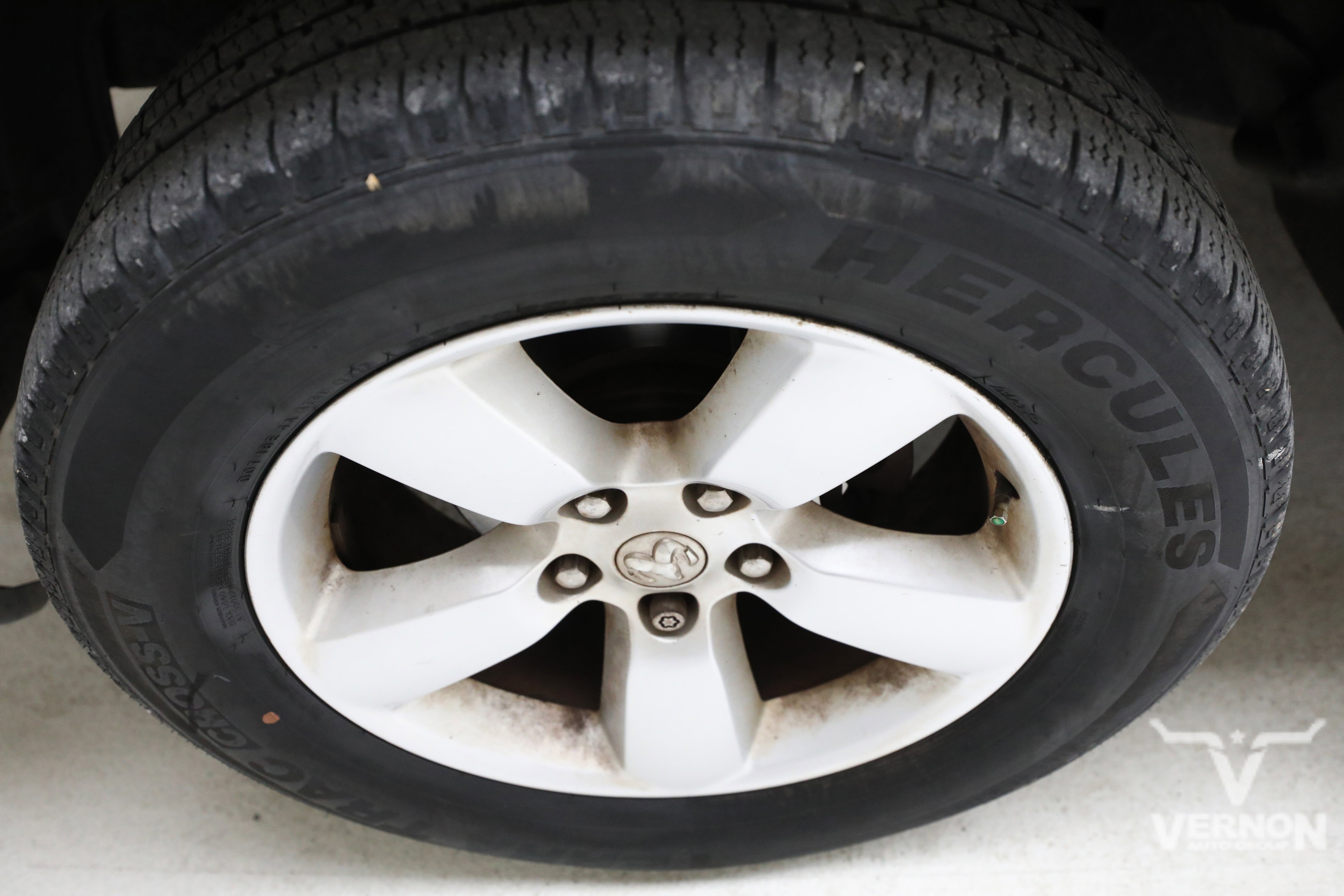 Used 2013 RAM 1500 Express image 24