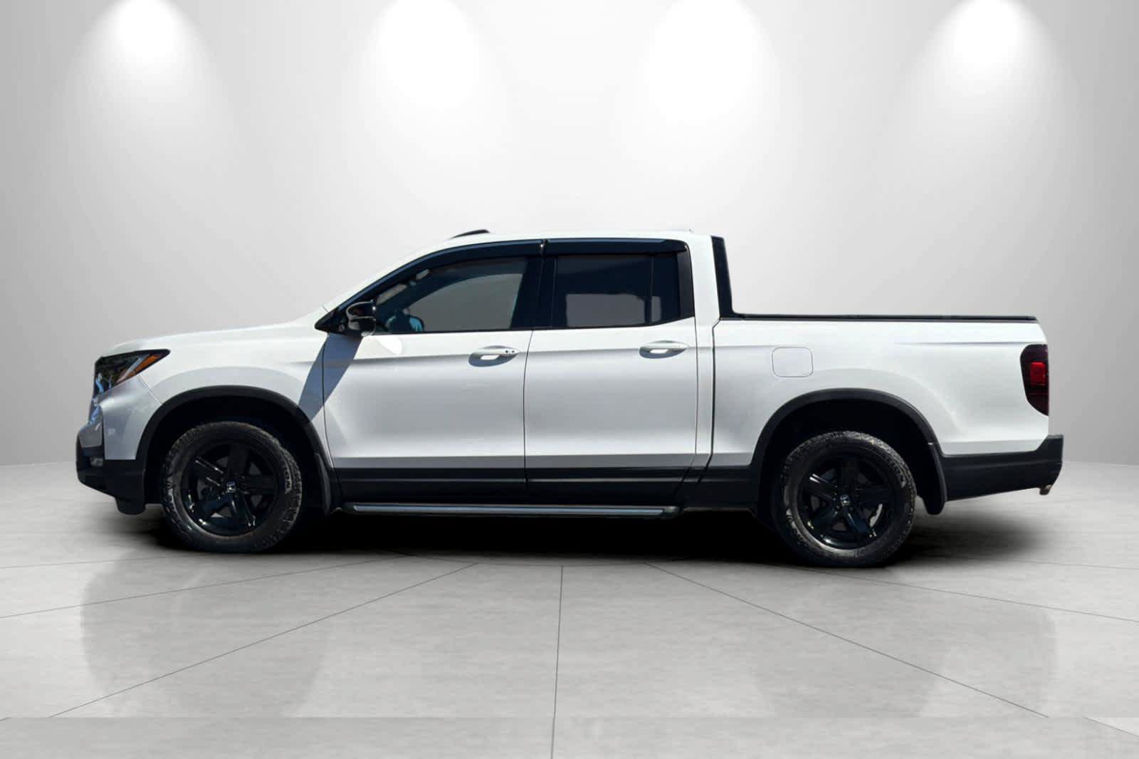 Used 2023 Honda Ridgeline Black Edition image 5