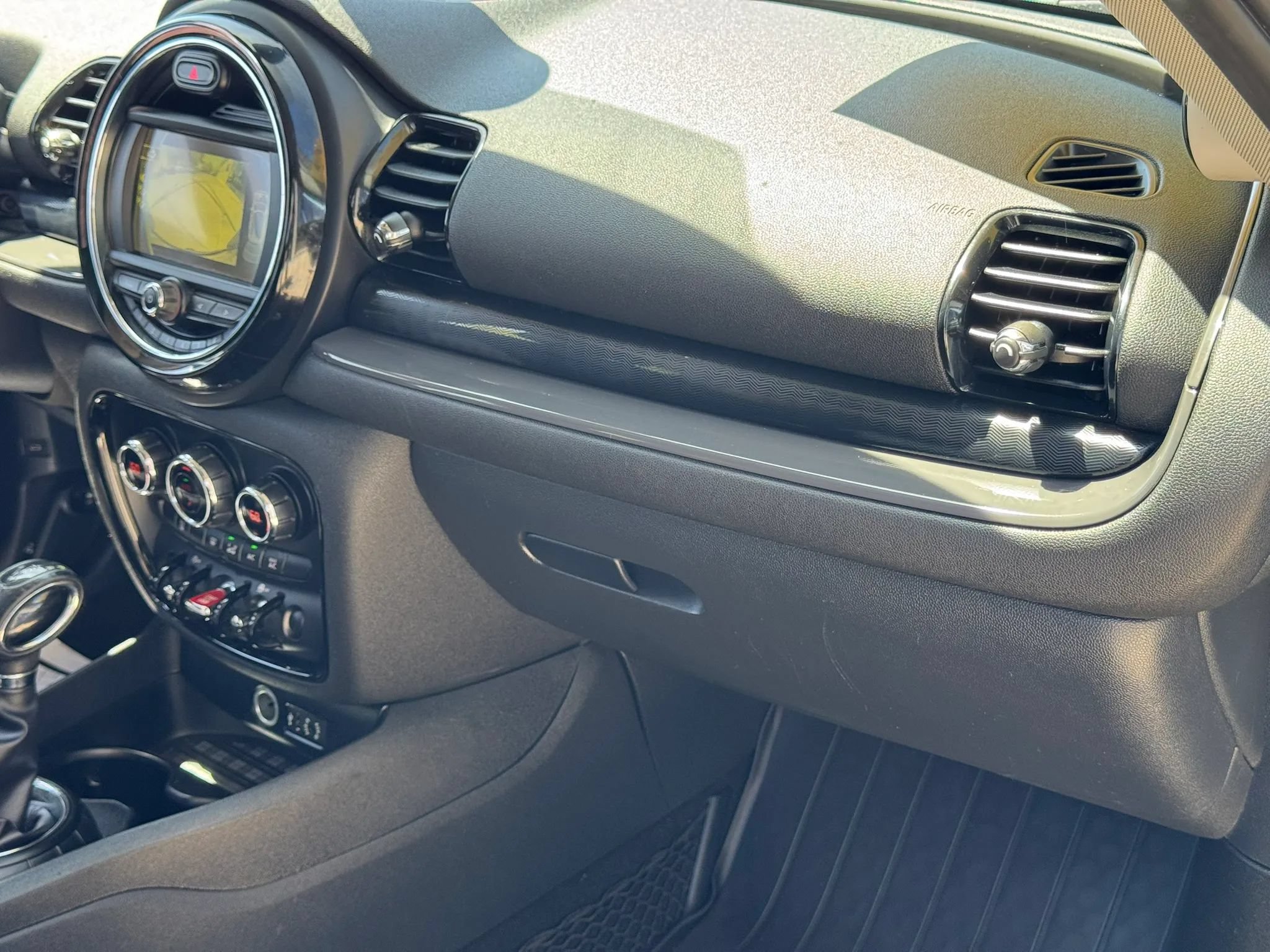 Used 2017 MINI Cooper Clubman FWD image 35