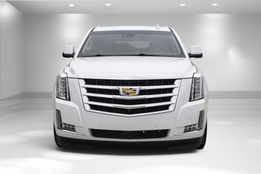 Used 2019 Cadillac Escalade ESV Premium Luxury RWD image 5