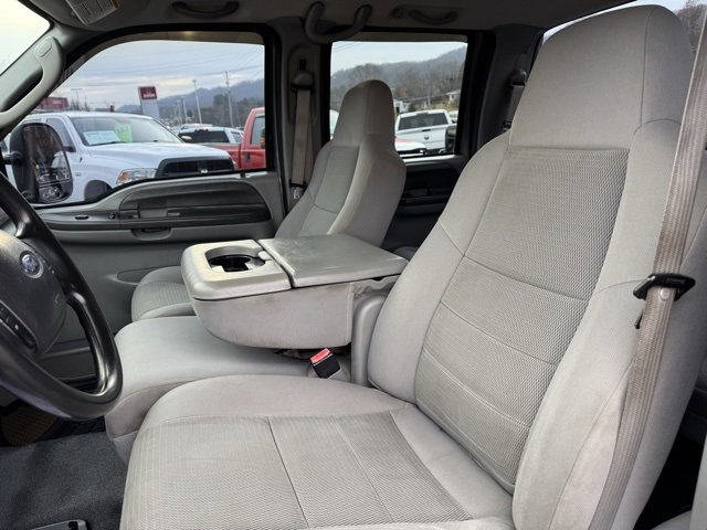 Used 2004 Ford F350 XLT image 11