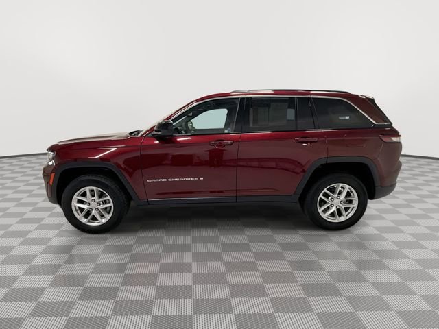Used 2024 Jeep Grand Cherokee Laredo X image 6