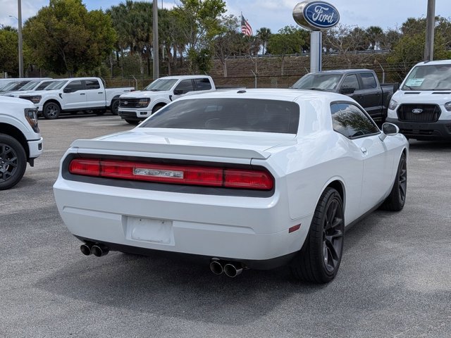 Used 2013 Dodge Challenger R/T RWD image 5