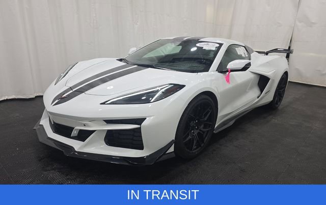 Used 2024 Chevrolet Corvette Z06 w/ Z07 Performance Package RWD image 1