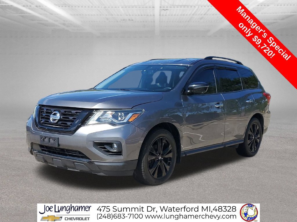 Used 2018 Nissan Pathfinder SL w/ Midnight Edition Package AWD/4WD image 4