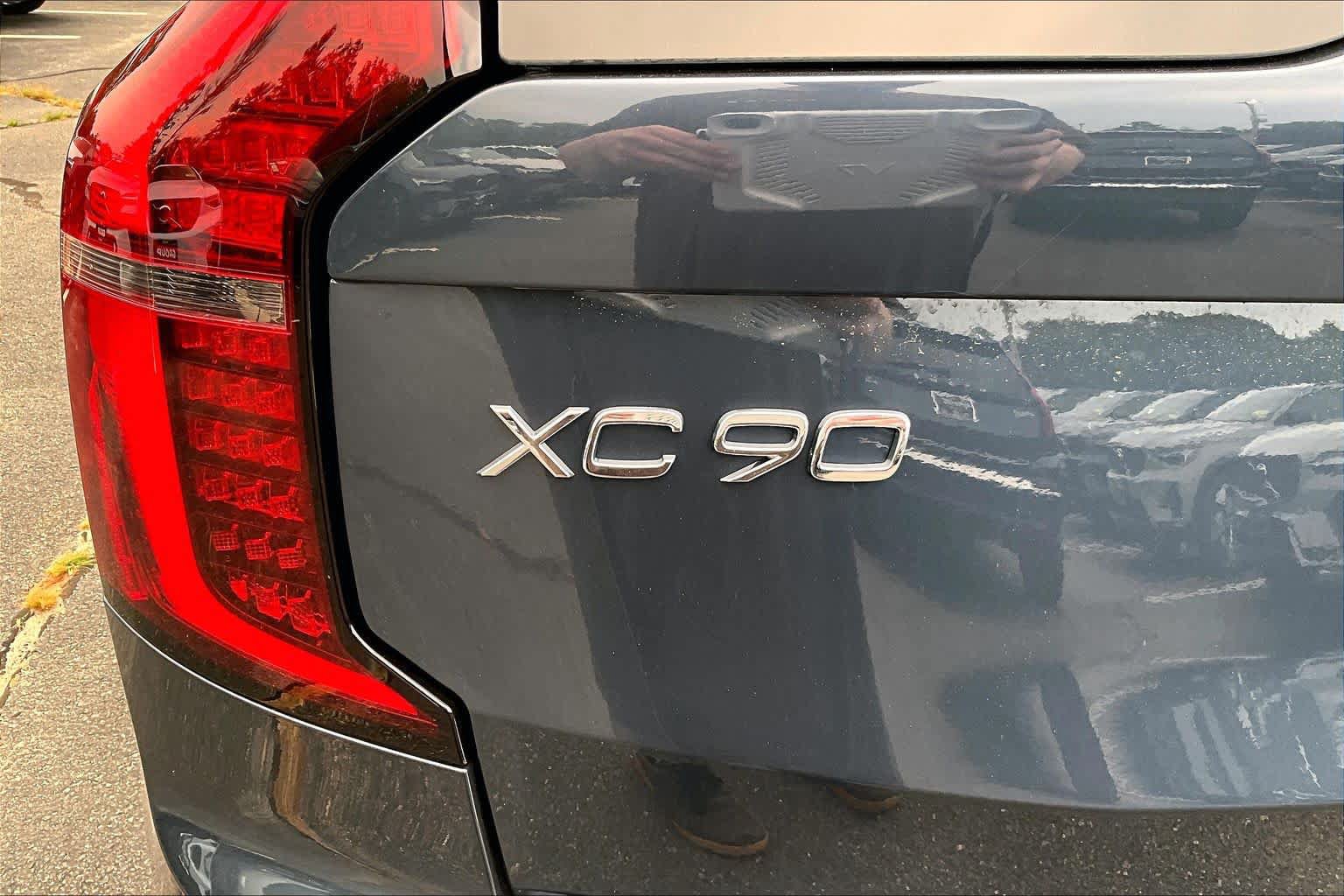 New 2026 Volvo XC90 T8 Ultra w/ Protection Package Premier AWD/4WD image 6