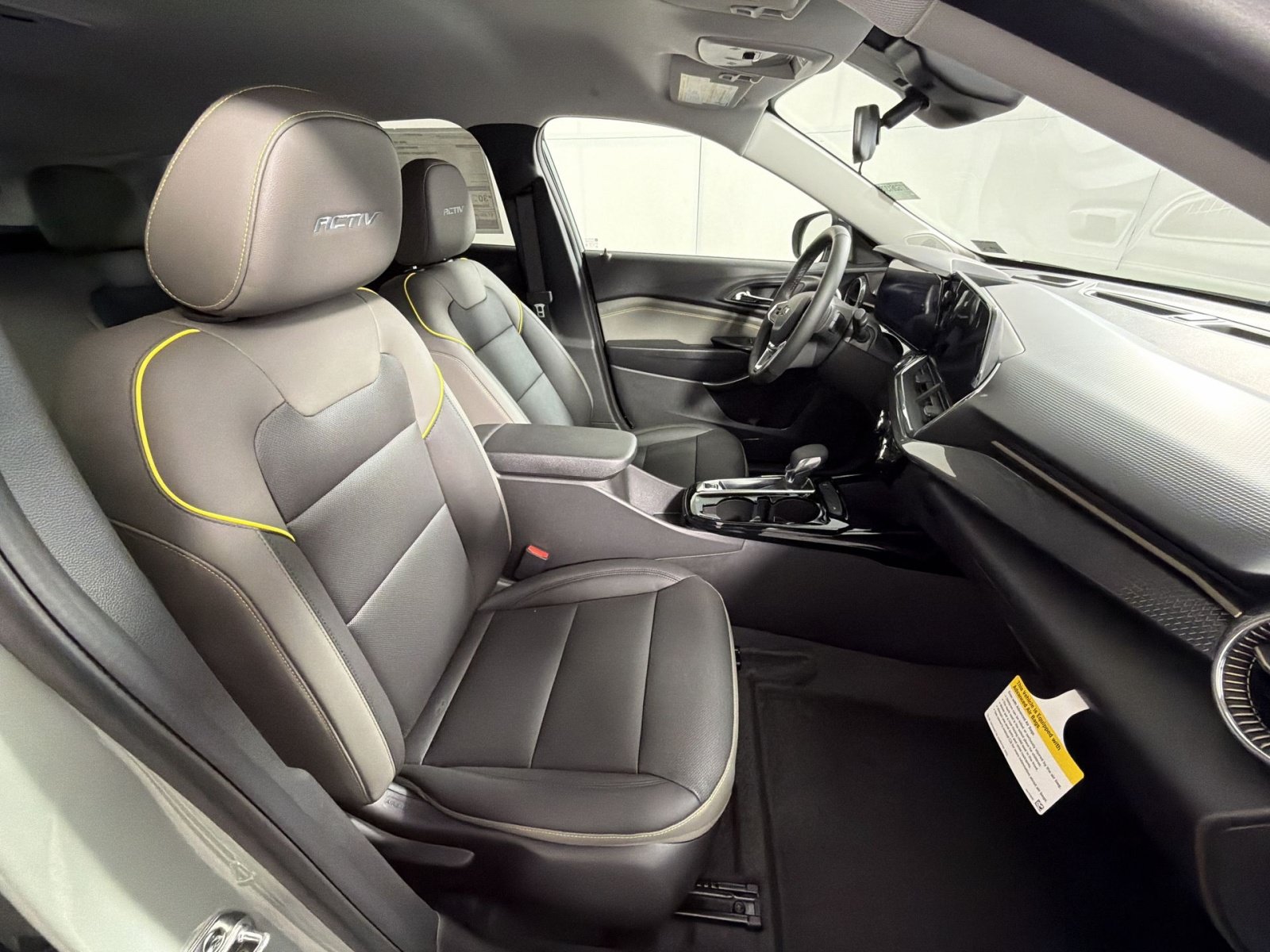 New 2026 Chevrolet Trax ACTIV FWD image 25