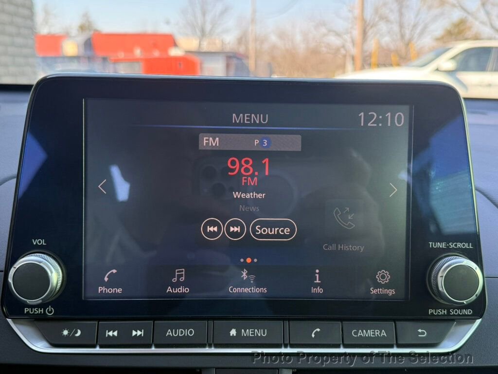 Used 2022 Nissan Altima 2.5 SV image 34