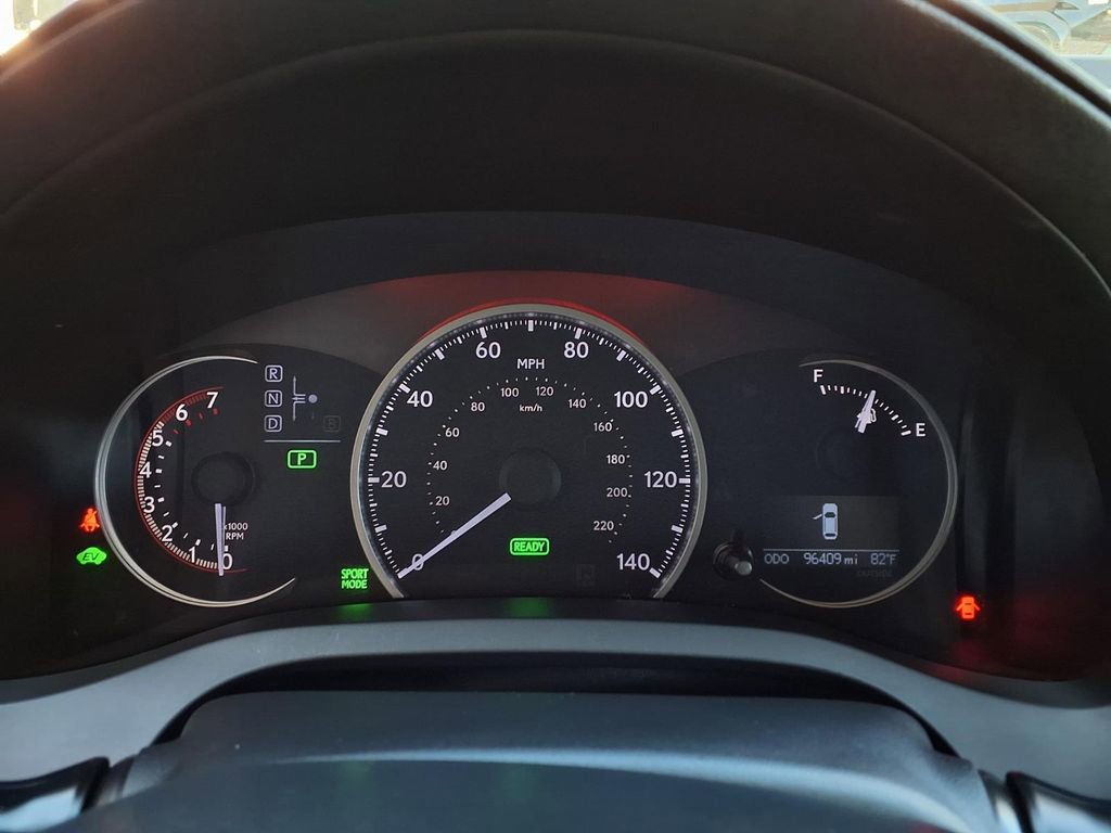 Used 2013 Lexus CT 200h w/ Premium Pkg w/Navigation image 11