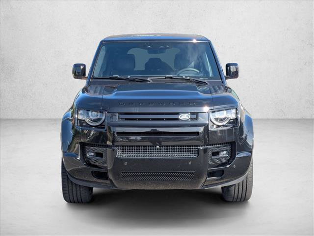 Used 2022 Land Rover Defender 110 V8 AWD/4WD image 2