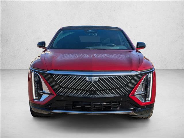 Used 2024 Cadillac Lyriq Luxury image 2