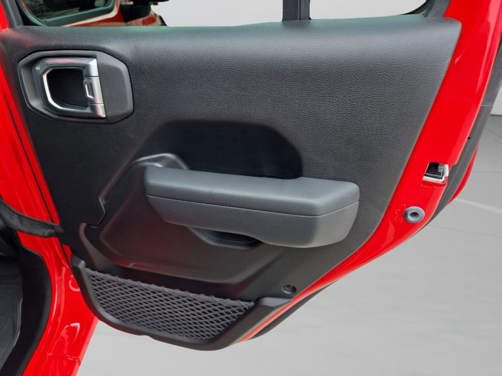 Certified 2025 Jeep Wrangler Sport image 19