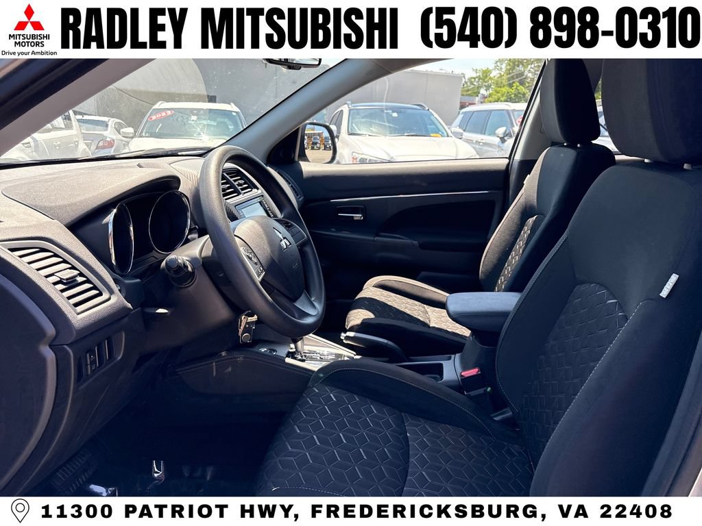 Used 2024 Mitsubishi Outlander Sport AWD image 3