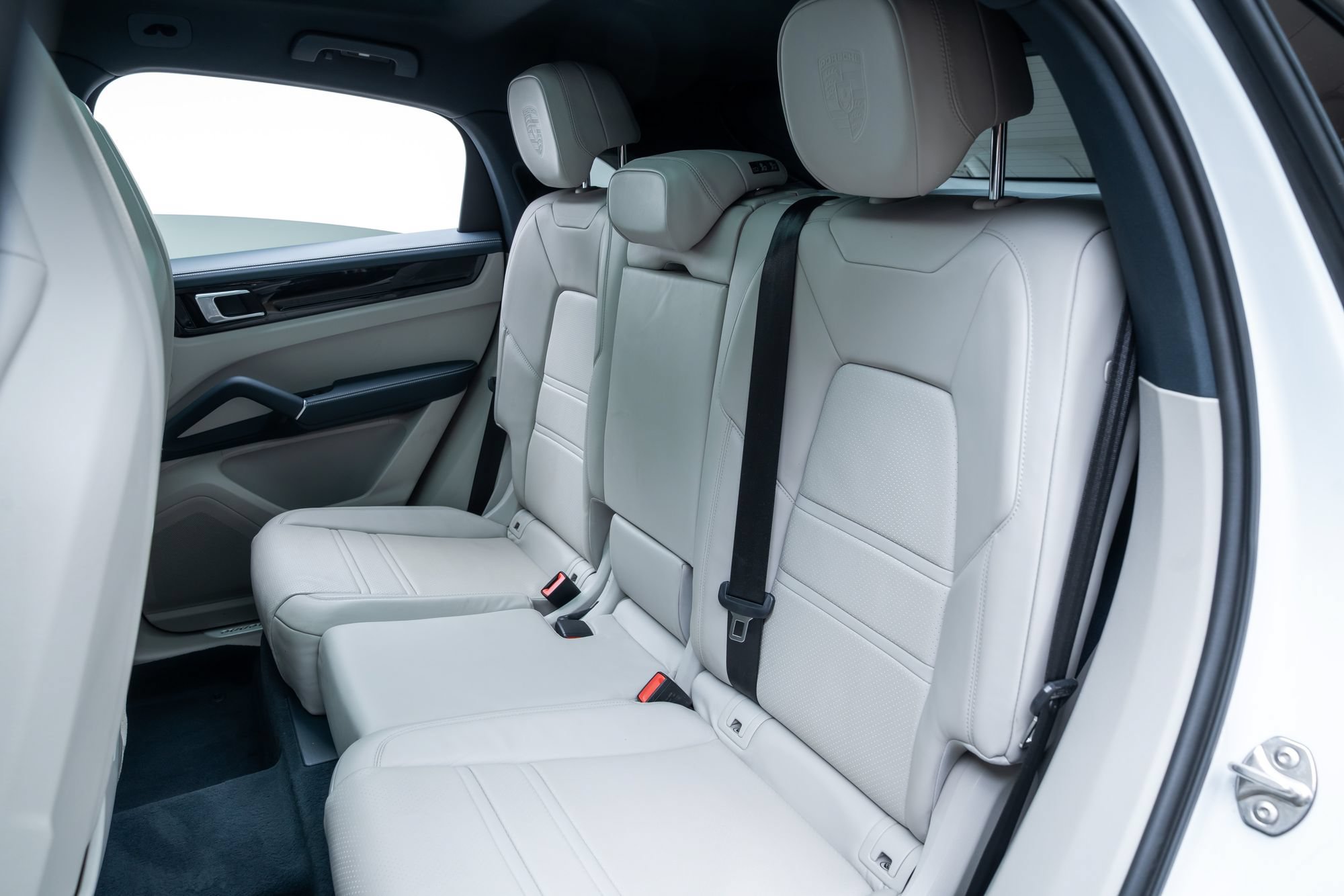 Used 2020 Porsche Cayenne S AWD/4WD image 20