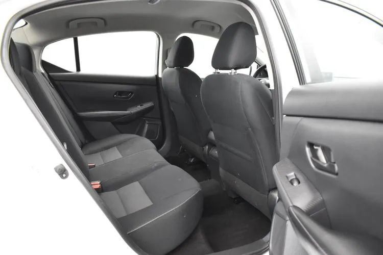 Used 2024 Nissan Sentra SV FWD image 17