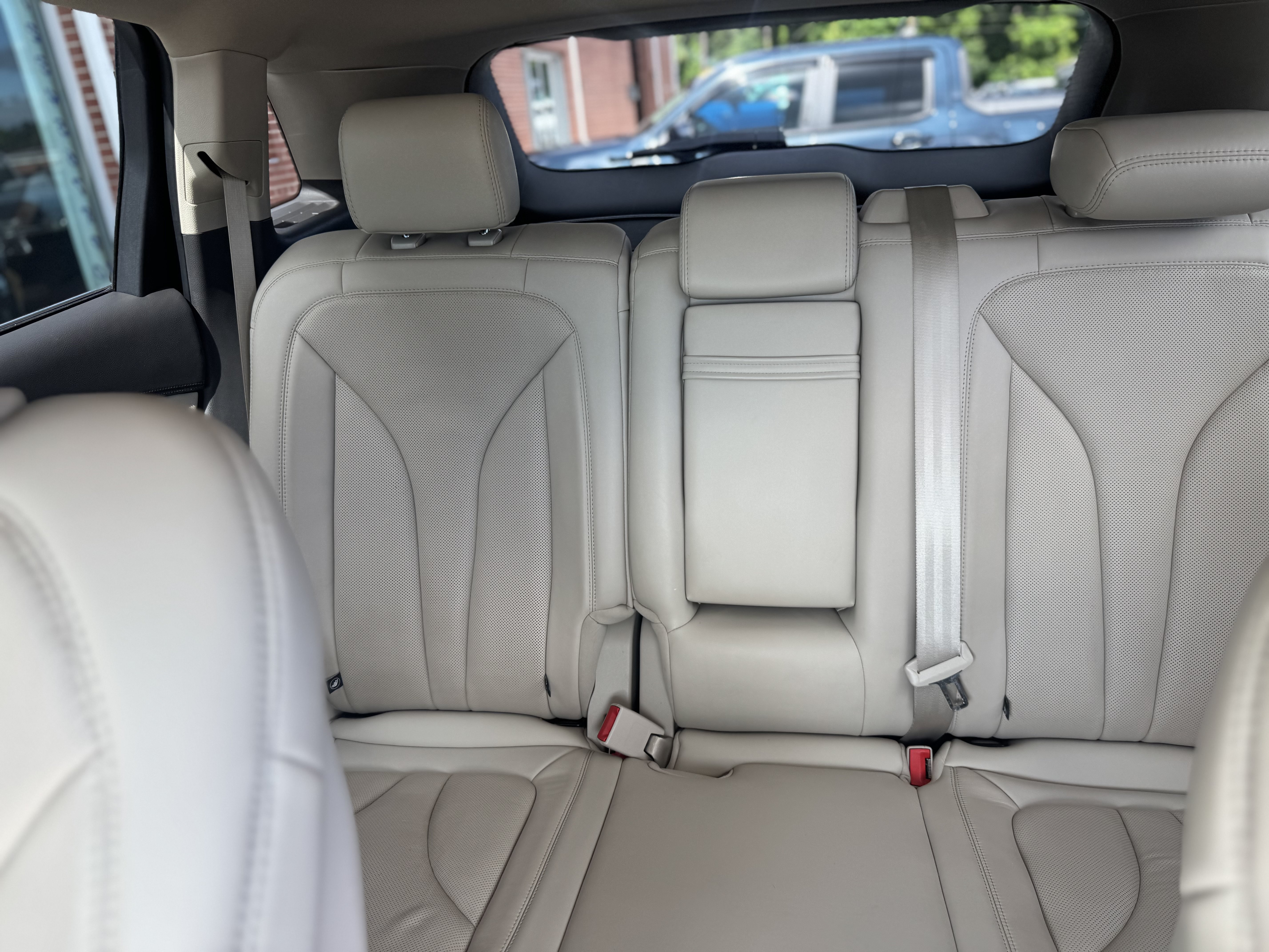 Used 2019 Lincoln Nautilus Reserve FWD image 9