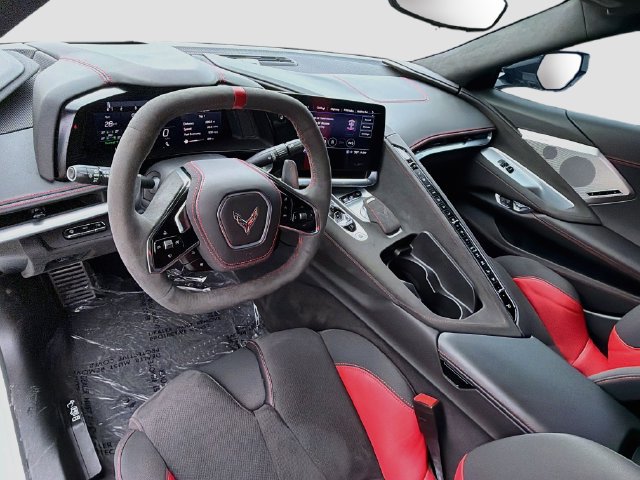 Used 2022 Chevrolet Corvette Stingray Premium Cpe w/ Z51 Performance Package RWD image 15
