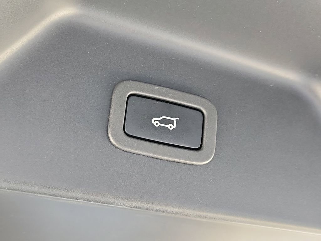 Used 2021 Land Rover Range Rover P525 Westminster Edition LWB image 18