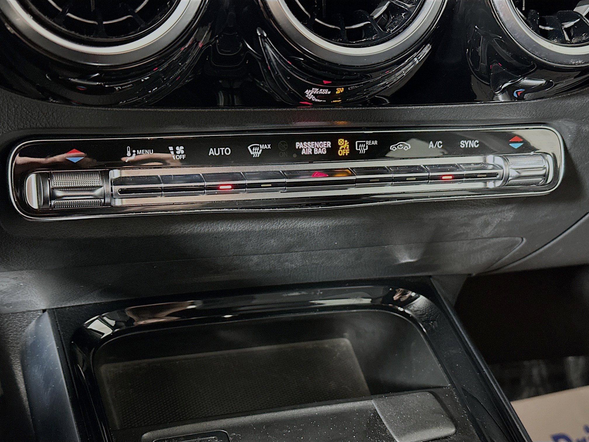 Used 2021 Mercedes-Benz GLA 250 4MATIC image 15