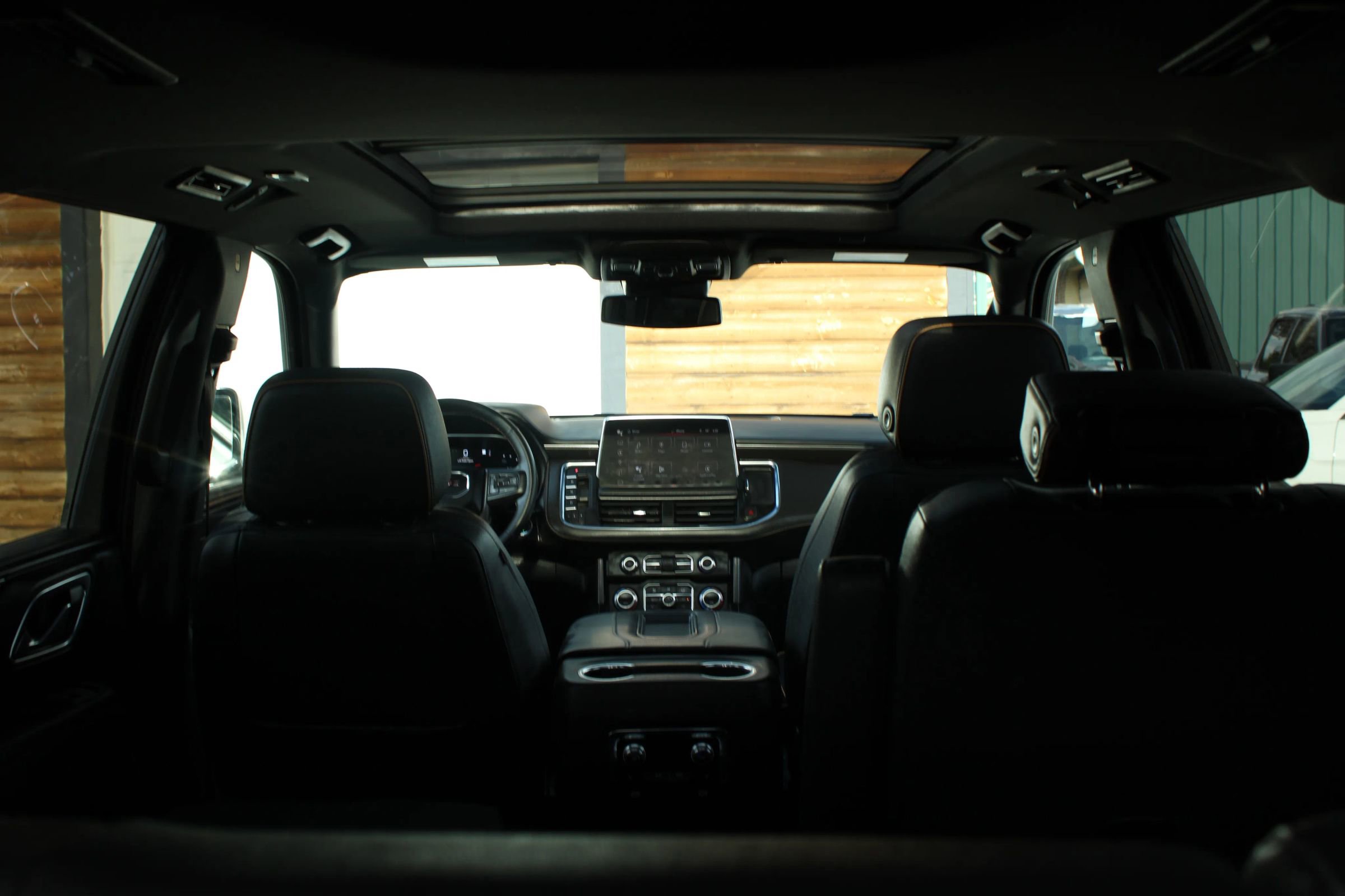 Used 2023 GMC Yukon AT4 w/ AT4 Premium Plus Package image 37