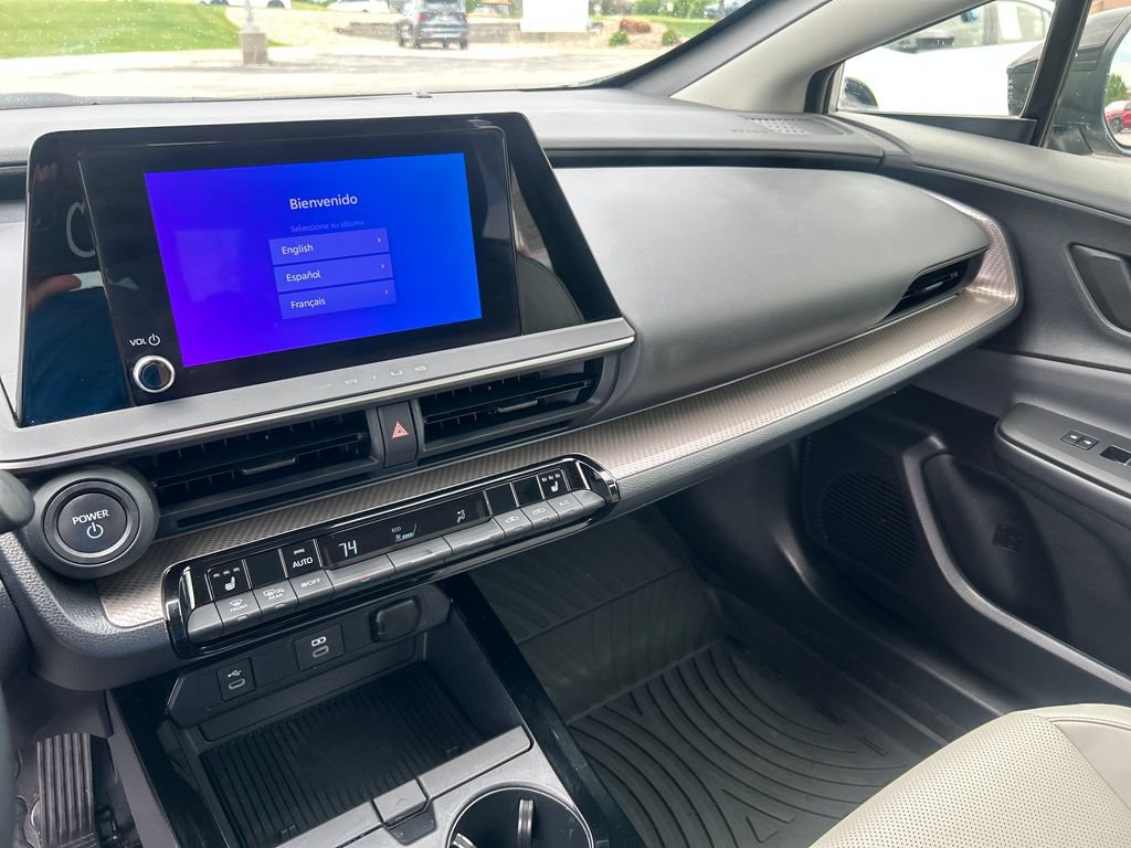 Certified 2024 Toyota Prius XLE FWD image 17