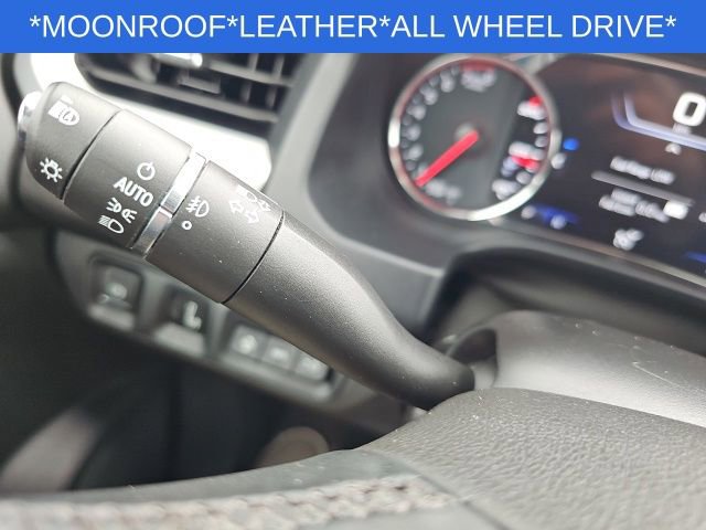 Used 2023 GMC Acadia SLT w/ Technology Package image 42