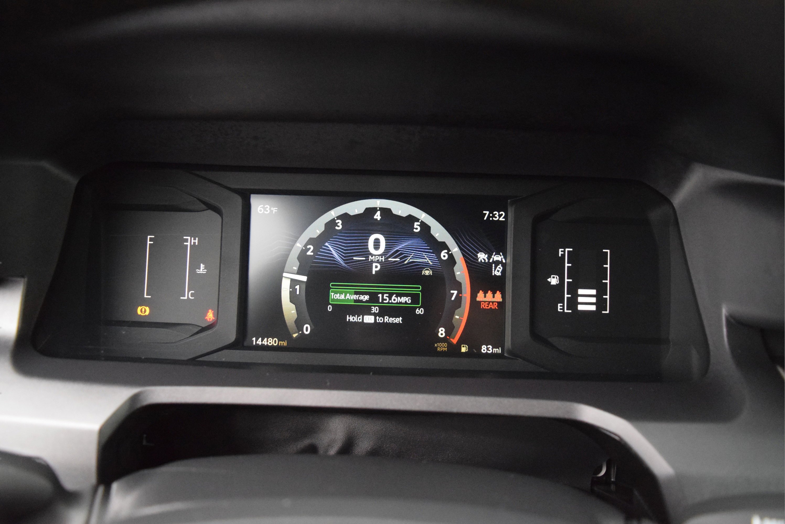 Used 2025 Toyota Tacoma SR5 AWD/4WD image 12