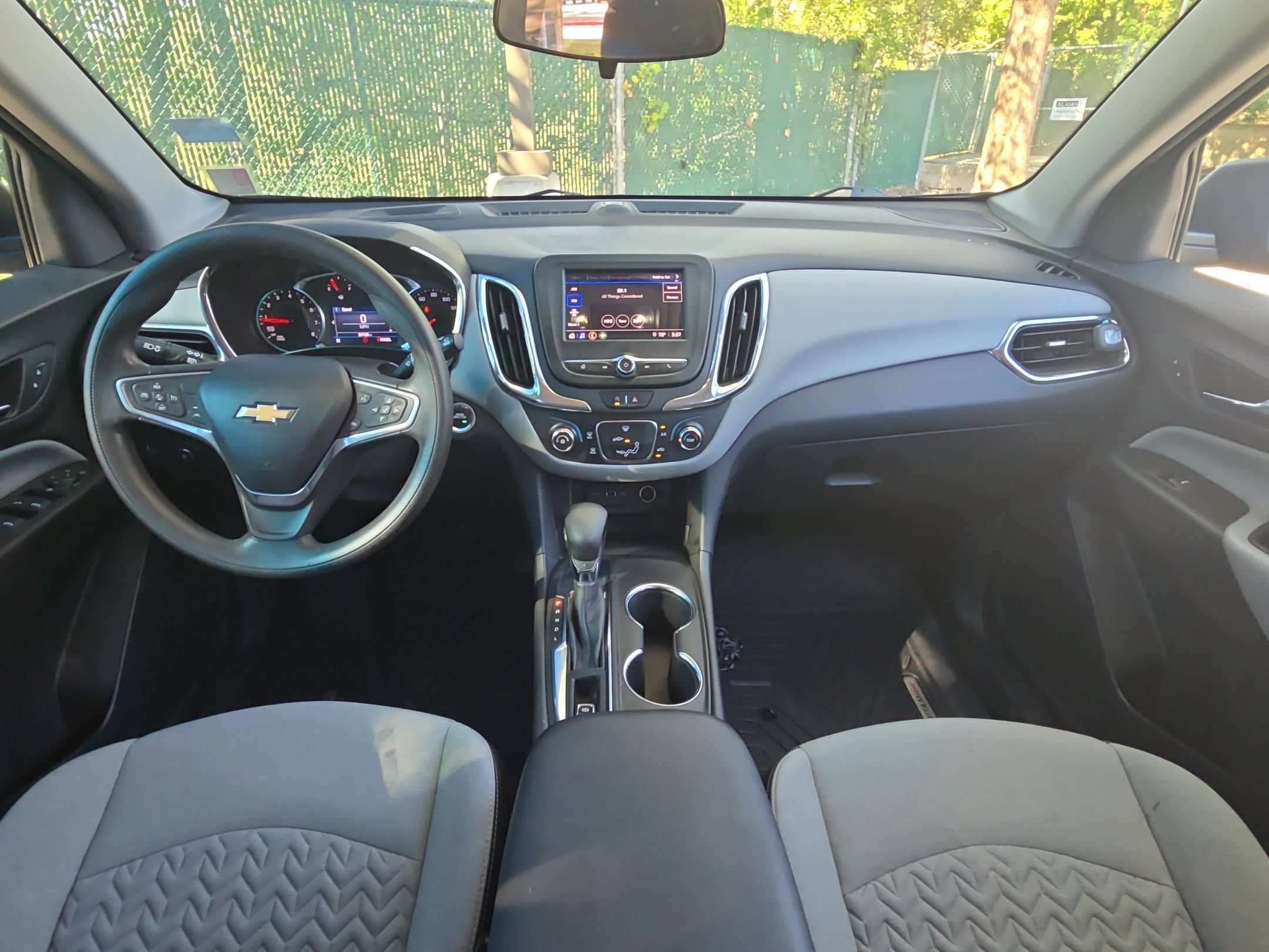Used 2023 Chevrolet Equinox LS w/ LS Convenience Package FWD image 16