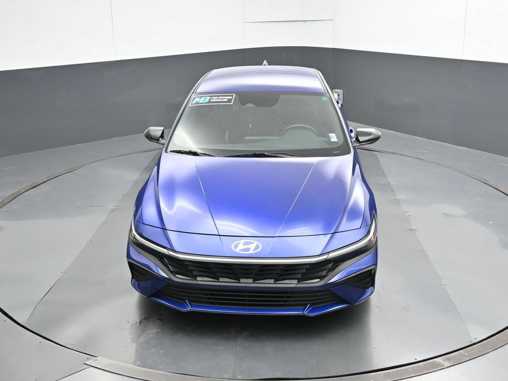 Certified 2025 Hyundai Elantra Sport FWD image 54