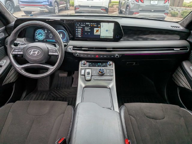 Used 2025 Hyundai Palisade Calligraphy AWD/4WD image 17