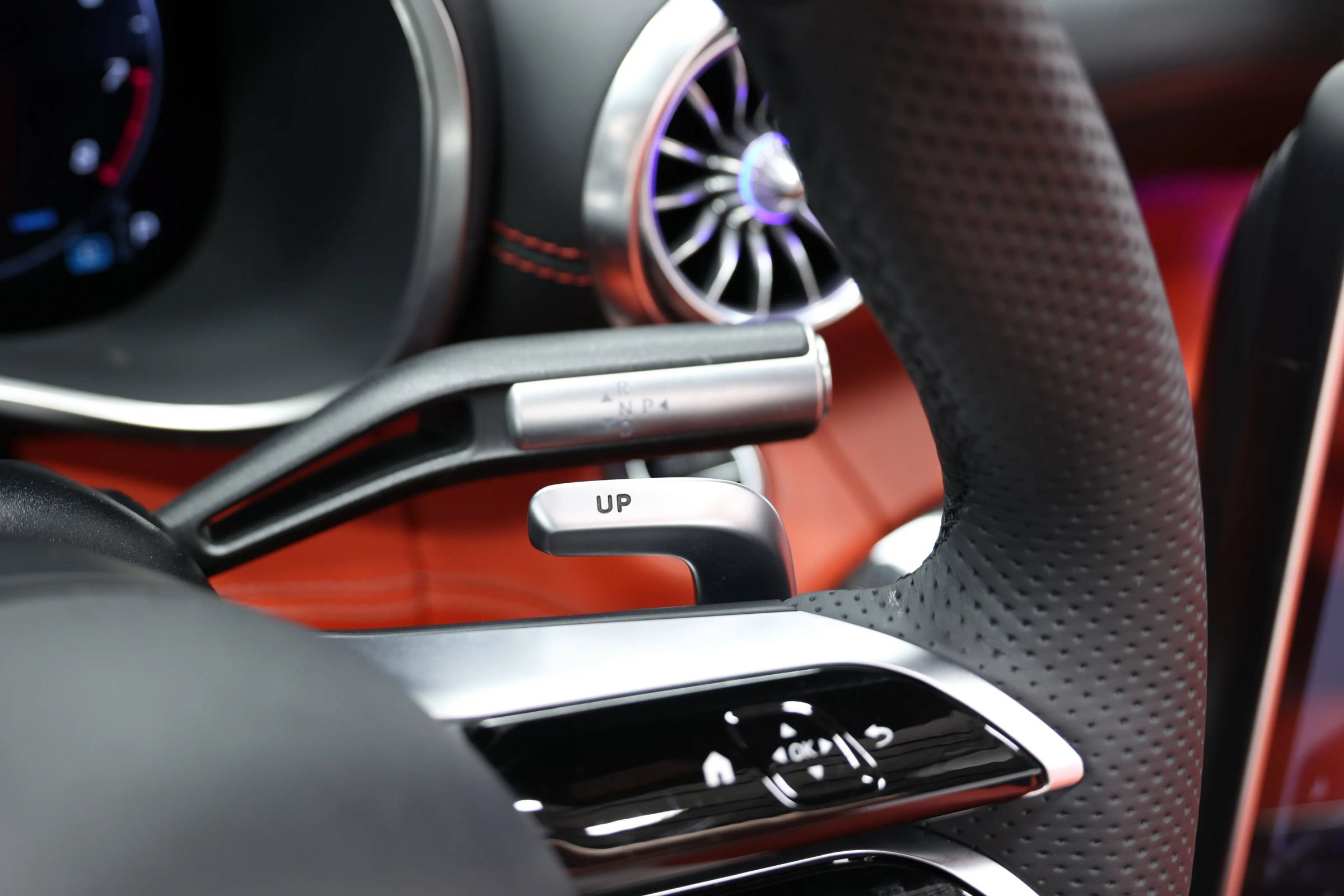 Used 2023 Mercedes-Benz SL 43 AMG image 35