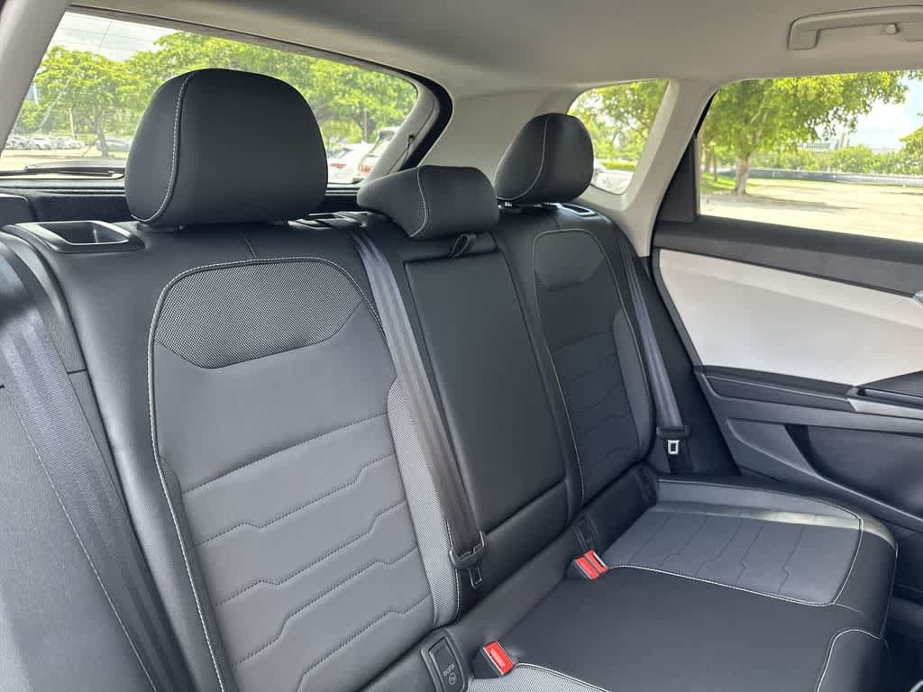 New 2026 Volkswagen Taos SE FWD image 26