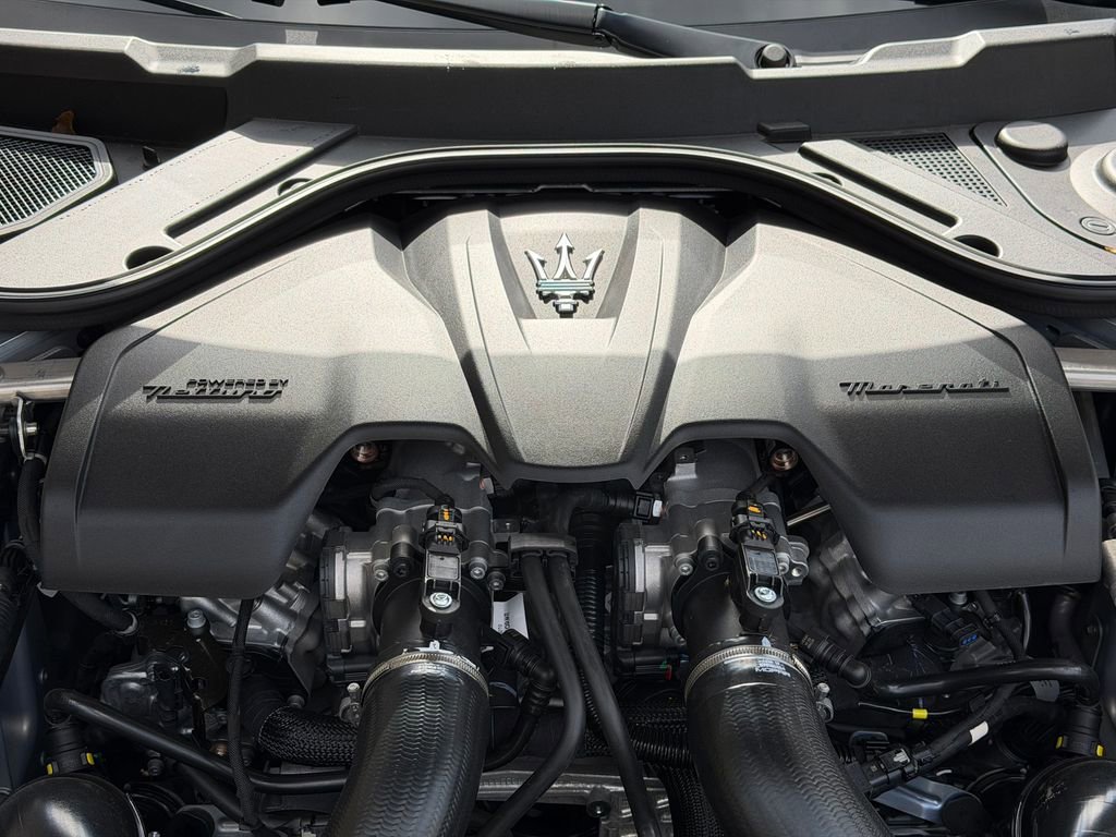 New 2026 Maserati GranCabrio Modena image 11