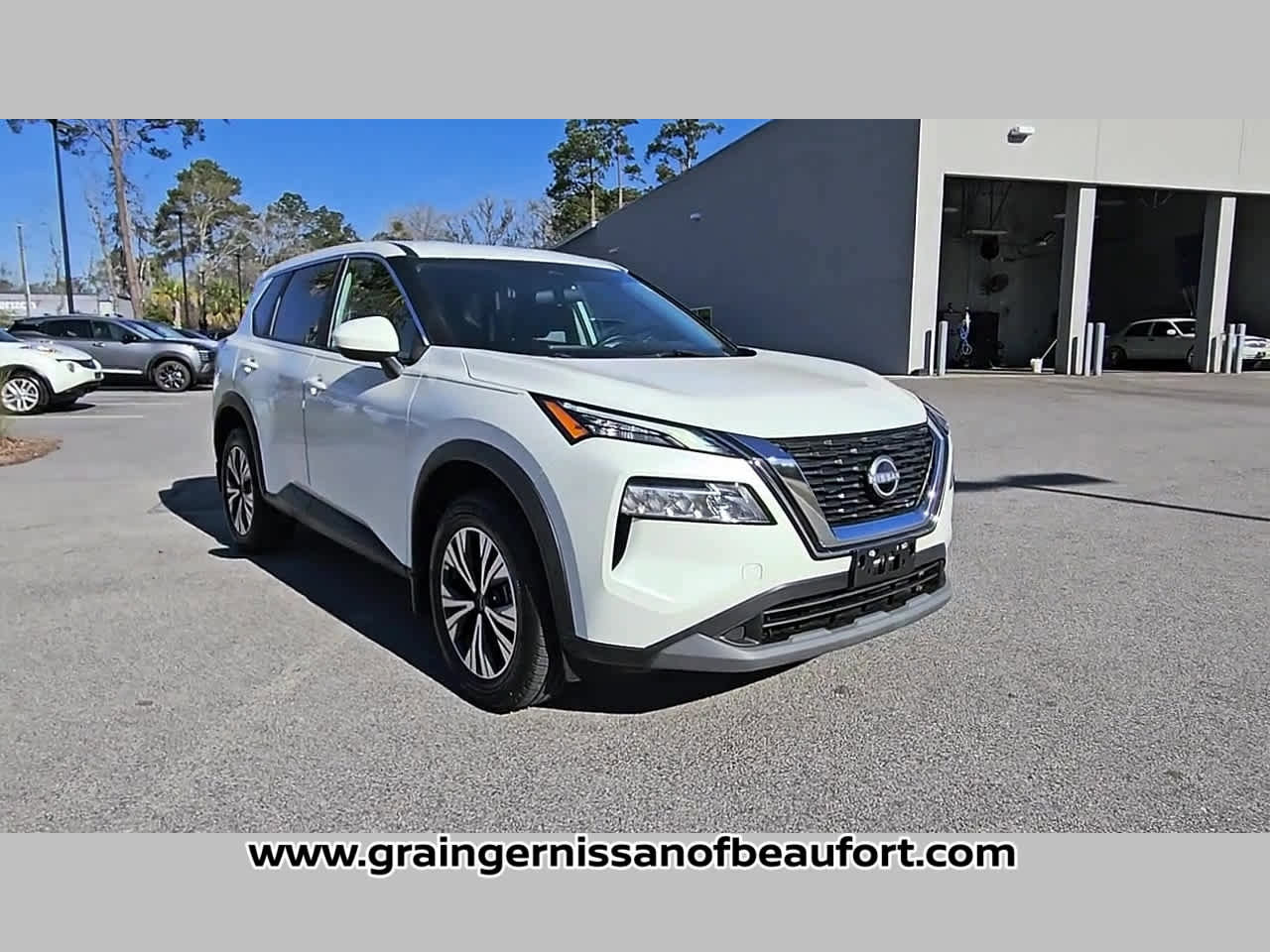 Used 2023 Nissan Rogue SV FWD image 17