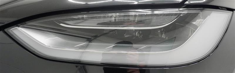Used 2018 Tesla Model X 75D AWD/4WD image 38