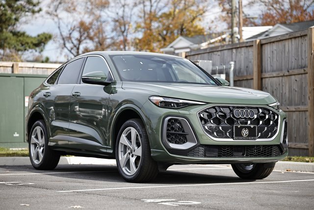 New 2025 Audi Q5 Premium Plus image 3