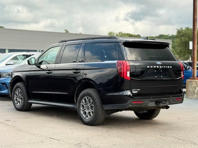 Certified 2025 Ford Expedition Active AWD/4WD image 38