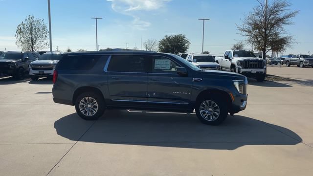 New 2026 GMC Yukon XL Denali w/ Sun & Power Step Package RWD image 2