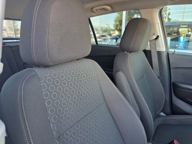 Certified 2022 Chevrolet Trax LS w/ Tint and Cruise Package image 18