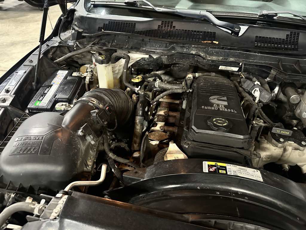 Used 2015 RAM 2500 Laramie w/ Convenience Group image 40