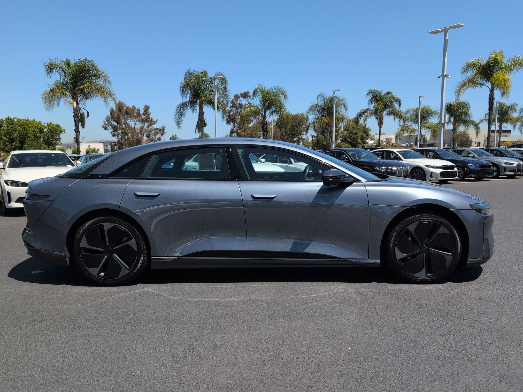 Used 2024 Lucid Air Touring AWD/4WD image 11