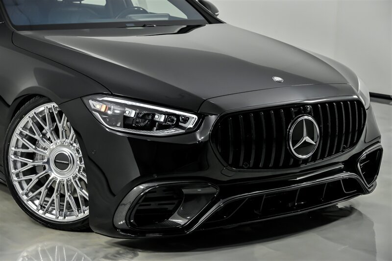 Used 2025 Mercedes-Benz S 580 4MATIC Sedan image 3