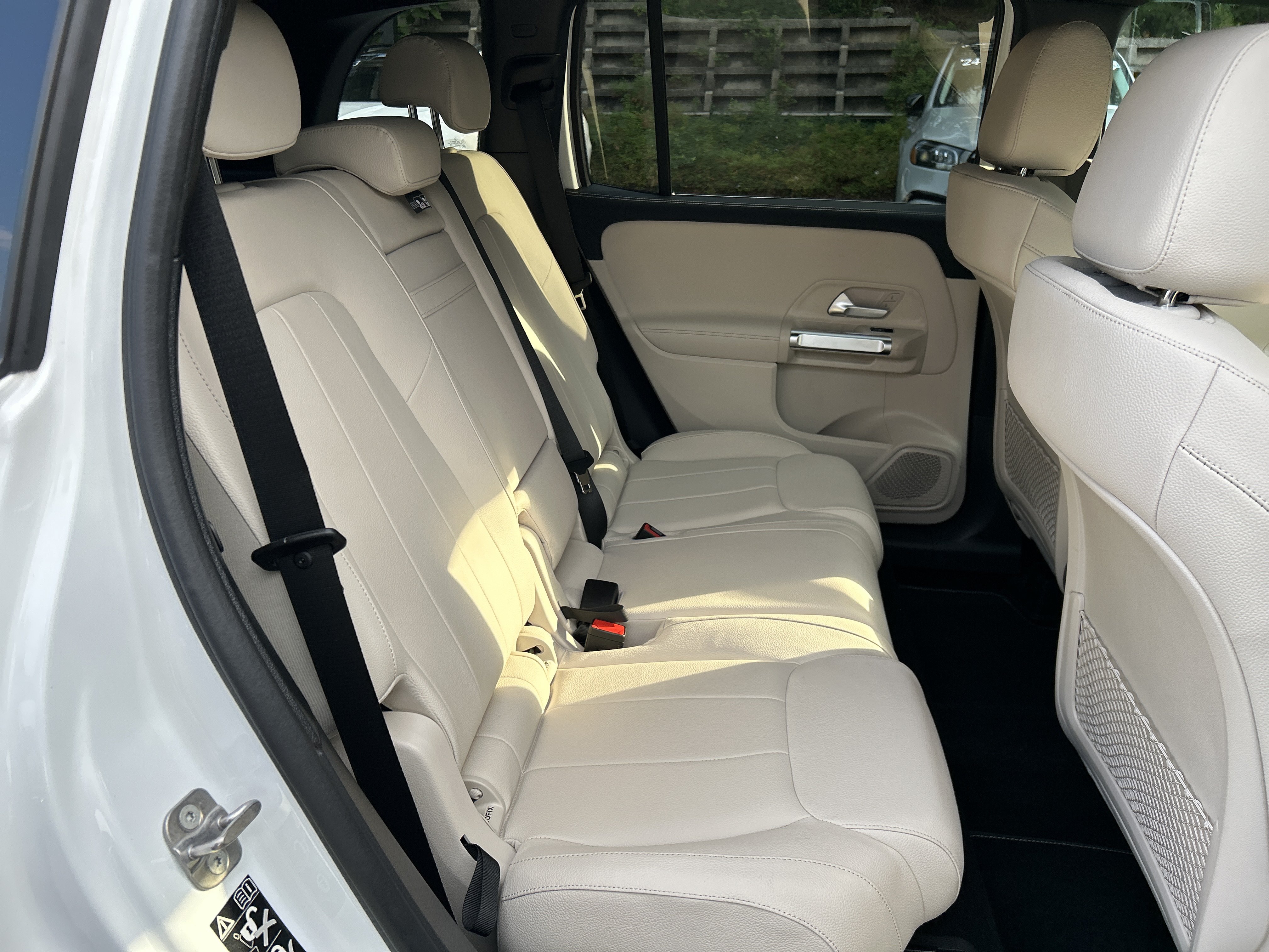 Certified 2024 Mercedes-Benz GLB 250 image 43