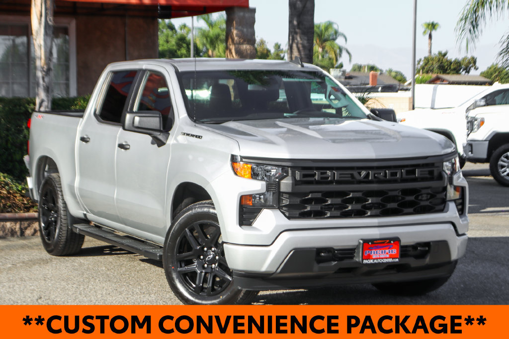 Used 2022 Chevrolet Silverado 1500 Custom w/ LPO, Dark Essentials Package AWD/4WD image 2