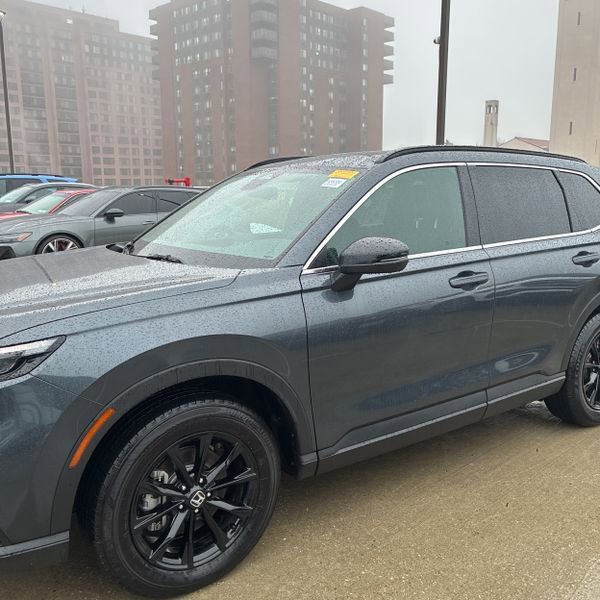 Used 2025 Honda CR-V Sport image 3